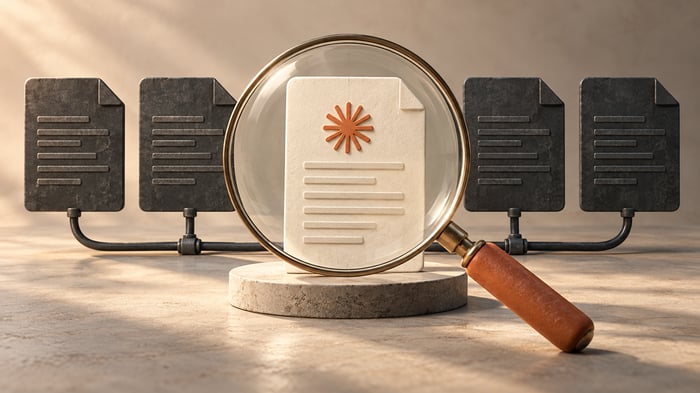 Ilustración editorial de una lupa que distingue una fuente auténtica de una red de documentos replicados, con la identidad visual de Claude.