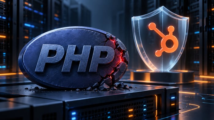 Emblema de PHP fracturado junto a un escudo con la identidad de HubSpot, sobre servidores.